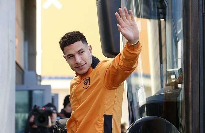 West Brom sign midfielder Livermore from Hull City