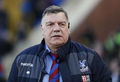 Playing on deadline day a distraction for players - Allardyce