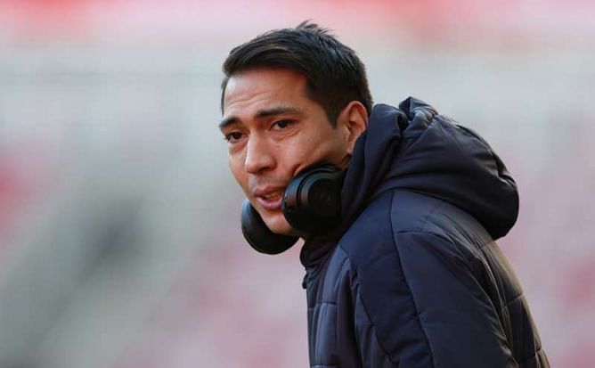 Ranieri has betrayed me, says Leicester striker Ulloa