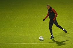 Man City's Guardiola defends "intense" Fernandinho