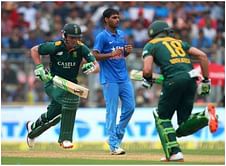 What goes through the mind of a bowler when studying AB de Villiers' wagon wheel