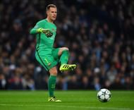 MANCHESTER, ENGLAND - NOVEMBER 01: Ter Stegen of Barcelona in action during the UEFA Champions League match between Manchester City FC and FC Barcelona at Etihad Stadium on November 1, 2016 in Manchester, England. (Photo by Laurence Griffiths/Getty Images)