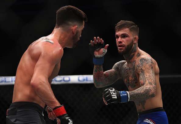 LAS VEGAS, NV - DECEMBER 30: (L-R) Dominick Cruz and Cody Garbrandt face off in their UFC bantamweight championship bout during the UFC 207 event on December 30, 2016 in Las Vegas, Nevada.  (Photo by Christian Petersen/Getty Images)