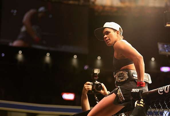 Amanda Nunes beat Ronda Rousey in just 48 seconds