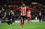 SUNDERLAND, ENGLAND - JANUARY 02: Jermain Defoe of Sunderland celebrates scoring his sides second goal from the penalty spot during the Premier League match between Sunderland and Liverpool at Stadium of Light on January 2, 2017 in Sunderland, England. (Photo by Stu Forster/Getty Images)