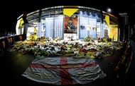 WATFORD, ENGLAND - JANUARY 14: A view of the tributes left by Watford fans for former manager Graham Taylor outisde the stadium after the Premier League match between Watford and Middlesbrough at Vicarage Road on January 14, 2017 in Watford, England. (Photo by Richard Heathcote/Getty Images)