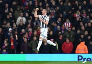 WEST BROMWICH, ENGLAND - JANUARY 21: Chris Brunt of West Bromwich Albion celebrates scoring his sides second goal during the Premier League match between West Bromwich Albion and Sunderland at The Hawthorns on January 21, 2017 in West Bromwich, England. (Photo by Shaun Botterill/Getty Images)