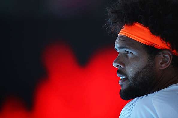Jo-Wilfried Tsonga shares thank-you note from injured Australian Open ballkid