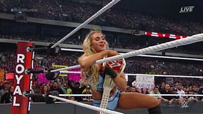 Charlotte defeats Bayley to retain RAW Women's Championship