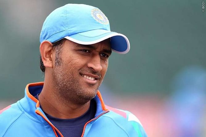 Mahendra Singh Dhoni is not eligible to vote or contest in JSCA elections