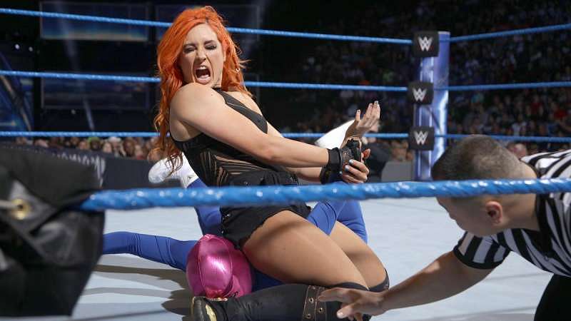Becky Lynch vs. Alexa Bliss: 5 possible finishes for the steel cage match