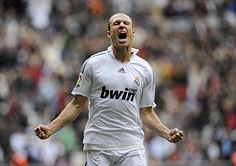 Arjen Robben says he left Real Madrid because of Florentino Perez signing Cristiano Ronaldo