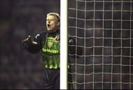21 Dec 1997: Peter Schmeichel of Manchester United controls his defence from the near post during the FA Carling Premiership match against Newcastle United at St James'' Park in Newcastle, England. Manchester United won the match 0-1. \ Mandatory Credit:Ross Kinnaird /Allsport