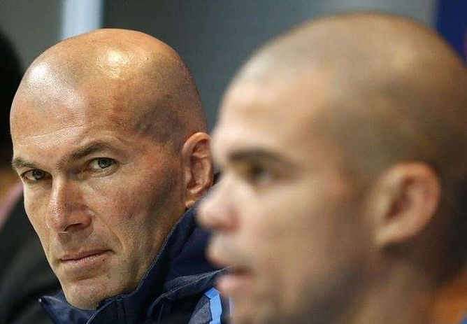 Pepe can decide his own future at Real Madrid - Zidane