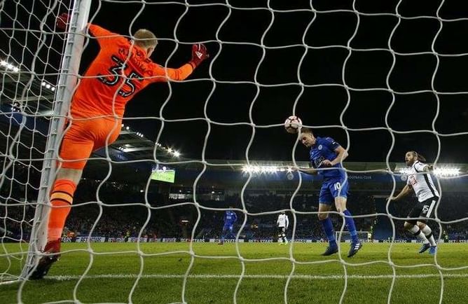 Stunning goals give Leicester extra-time win over Derby
