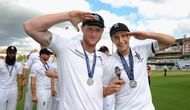 LONDON, ENGLAND - AUGUST 23: England players Ben Stokes (l) and Joe Root celebrate winning the ashes after day four of the 5th Investec Ashes Test match between England and Australia at The Kia Oval on August 23, 2015 in London, United Kingdom. (Photo by Gareth Copley/Getty Images)