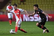 MONACO - SEPTEMBER 27: Bernardo Silva (L) of AS Monaco FC is challenged by Charles Aranguiz of Bayer 04 Leverkusen during the UEFA Champions League Group E match between AS Monaco FC and Bayer 04 Leverkusen at Louis II Stadium on September 27, 2016 in Monte Carlo, Monaco. (Photo by Valerio Pennicino/Getty Images)