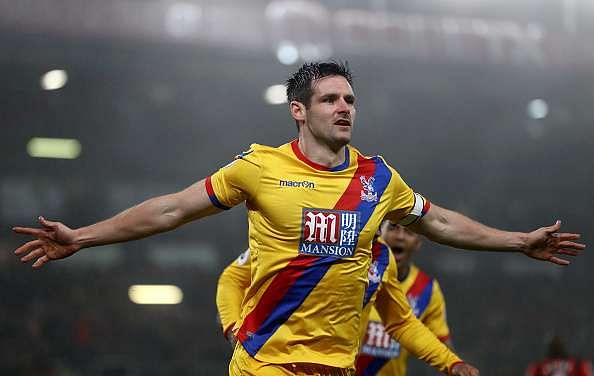 BOURNEMOUTH, ENGLAND - JANUARY 31:  Scott Dann of Crystal Palace celebrates scoring the opening goal during the Premier League match between AFC Bournemouth and Crystal Palace at Vitality Stadium on January 31, 2017 in Bournemouth, England.  (Photo by Bryn Lennon/Getty Images)