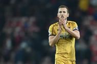 SUNDERLAND, ENGLAND - JANUARY 31: Harry Kane of Tottenham Hotspur applauds after the scoreless draw in the Premier League match between Sunderland and Tottenham Hotspur at Stadium of Light on January 31, 2017 in Sunderland, England. (Photo by Laurence Griffiths/Getty Images)