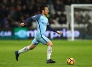 STRATFORD, ENGLAND - FEBRUARY 01: David Silva of Manchester City in action during the Premier League match between West Ham United and Manchester City at London Stadium on February 1, 2017 in Stratford, England. (Photo by Clive Rose/Getty Images)