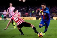 BARCELONA, SPAIN - FEBRUARY 04: Neymar Santos Jr (R) of FC Barcelona dribbles Oscar de Marcos (L) of Athletic Club during the La Liga match between FC Barcelona and Athletic Club at Camp Nou stadium on February 4, 2017 in Barcelona, Spain. (Photo by Alex Caparros/Getty Images)
