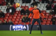 LIVERPOOL, ENGLAND - FEBRUARY 11: Dele Alli of Tottenham Hotspur warms up prior to the Premier League match between Liverpool and Tottenham Hotspur at Anfield on February 11, 2017 in Liverpool, England. (Photo by Mike Hewitt/Getty Images for Tottenham Hotspur FC)