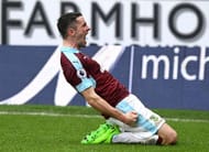 BURNLEY, ENGLAND - FEBRUARY 12: Robbie Brady of Burnley celebrates scoring his sides first goal during the Premier League match between Burnley and Chelsea at Turf Moor on February 12, 2017 in Burnley, England. (Photo by Mike Hewitt/Getty Images)