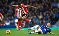 LIVERPOOL, ENGLAND - FEBRUARY 25: Jermain Defoe of Sunderland (L) is fouled by Morgan Schneiderlin of Everton (R) during the Premier League match between Everton and Sunderland at Goodison Park on February 25, 2017 in Liverpool, England. (Photo by Clive Brunskill/Getty Images)