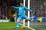LONDON, ENGLAND - FEBRUARY 25: Lukasz Fabianski of Swansea City in action during the Premier League match between Chelsea and Swansea City at Stamford Bridge on February 25, 2017 in London, England. (Photo by Clive Rose/Getty Images)