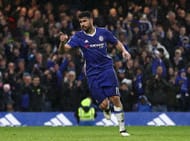 LONDON, ENGLAND - FEBRUARY 25: Diego Costa of Chelsea celebrates scoring his sides third goal during the Premier League match between Chelsea and Swansea City at Stamford Bridge on February 25, 2017 in London, England. (Photo by Bryn Lennon/Getty Images)