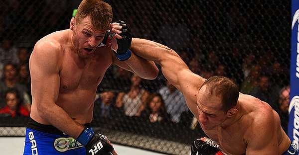 UFC News: Stipe Miocic set to defend his title against Junior Dos Santos at UFC 211