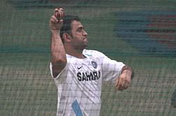 Ishank Jaggi says MS Dhoni does not carry stardom with him