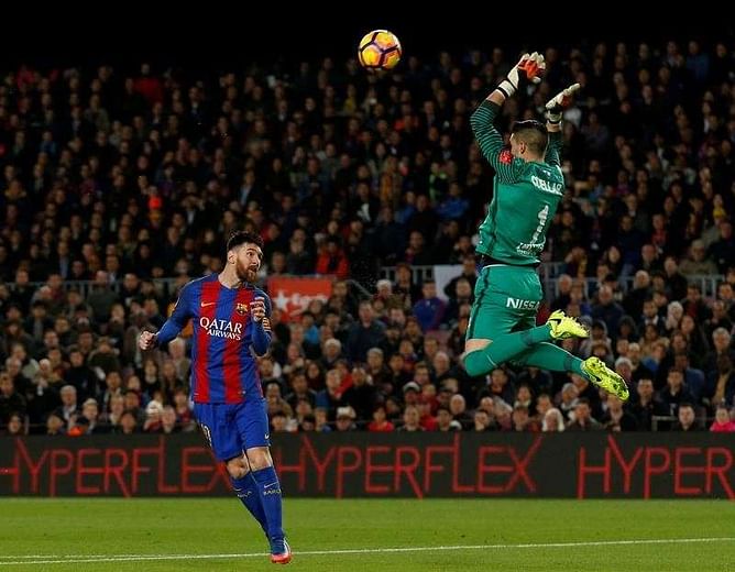 Barca run riot to rout Sporting 6-1