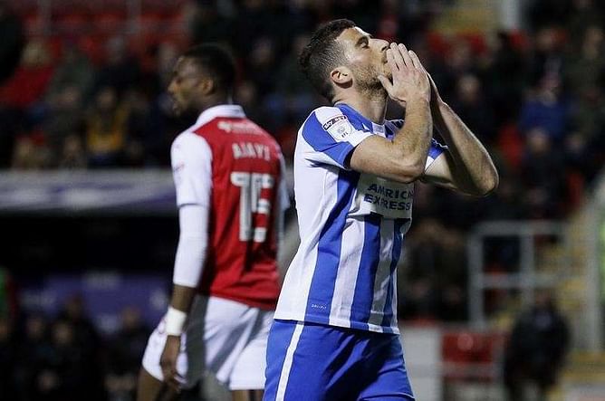 Brighton close gap as leaders Newcastle held