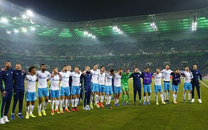 Schalke, United, Lyon and Ajax into Europa League last eight