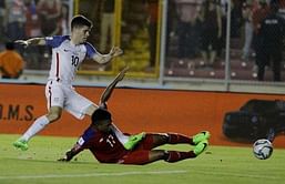 U.S. keep World Cup hopes alive, Mexico take control