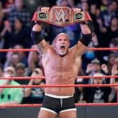 WWE News: A fan's hilarious reaction to Goldberg winning the WWE Universal Championship