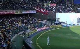 When the Chinnaswamy crowd forced Kohli to bowl Jadeja ahead of Ashwin