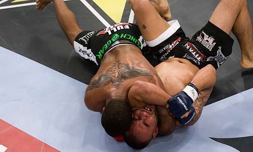 5 cool MMA submission moves that should adopt