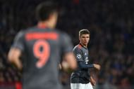 EINDHOVEN, NETHERLANDS - NOVEMBER 01: Thomas Mueller of Bayern Muenchen looks at team mate Robert Lewandowski during the UEFA Champions League Group D match between PSV Eindhoven and FC Bayern Muenchen at Philips Stadion on November 1, 2016 in Eindhoven, Netherlands. (Photo by Dean Mouhtaropoulos/Getty Images)