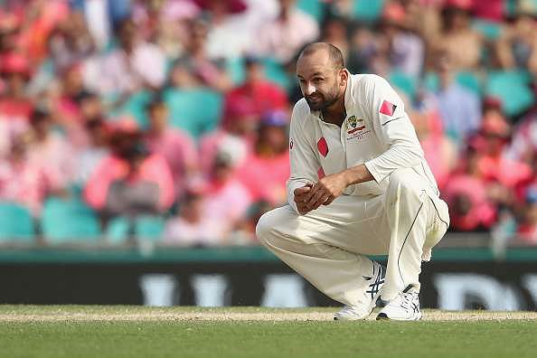 SYDNEY, AUSTRALIA - JANUARY 05:  Nathan Lyon of Australia looks dejected during day three of the Third Test match between Australia and Pakistan at Sydney Cricket Ground on January 5, 2017 in Sydney, Australia.  (Photo by Mark Kolbe/Getty Images)