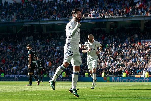 Real Madrid transfer rumour: Pep Guardiola and Manchester City confident of landing Isco