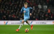BOURNEMOUTH, ENGLAND - FEBRUARY 13: Manchester City player Kevin De Bruyne in action during the Premier League match between AFC Bournemouth and Manchester City at Vitality Stadium on February 13, 2017 in Bournemouth, England. (Photo by Stu Forster/Getty Images)