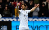 SWANSEA, WALES - MARCH 04: Fernando Llorente of Swansea City celebrates scoring his sides first goal during the Premier League match between Swansea City and Burnley at Liberty Stadium on March 4, 2017 in Swansea, Wales. (Photo by Stu Forster/Getty Images)
