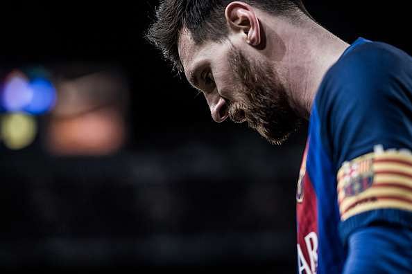 BARCELONA, SPAIN - MARCH 04:  (EDITOR&#039;S NOTE: This image has been processed using digital filters) Lionel Messi of FC Barcelona look on during the La Liga match between FC Barcelona and RC Celta de Vigo at Camp Nou stadium on March 4, 2017 in Barcelona, Spain.  (Photo by Alex Caparros/Getty Images)