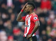 SUNDERLAND, ENGLAND - MARCH 05: Jermain Defoe of Sunderland looks on during the Premier League match between Sunderland and Manchester City at Stadium of Light on March 5, 2017 in Sunderland, England. (Photo by Alex Livesey/Getty Images)