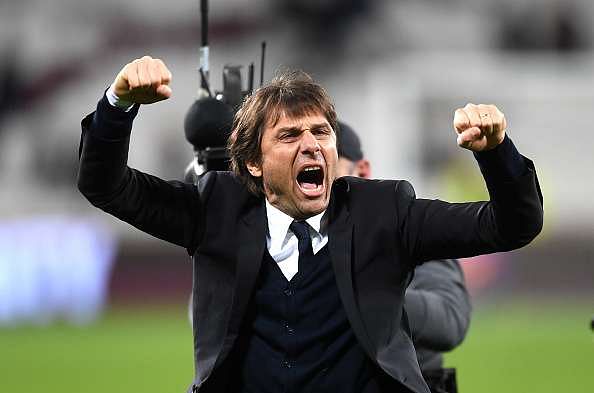STRATFORD, ENGLAND - MARCH 06:  Antonio Conte, Manager of Chelsea celebrates after the full time whistle following victory in the Premier League match between West Ham United and Chelsea at London Stadium on March 6, 2017 in Stratford, England.  (Photo by Michael Regan/Getty Images)
