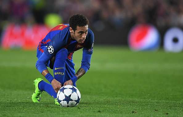 BARCELONA, SPAIN - MARCH 08:  Neymar of Barcelona looks on during the UEFA Champions League Round of 16 second leg match between FC Barcelona and Paris Saint-Germain at Camp Nou on March 8, 2017 in Barcelona, Spain.  (Photo by Michael Regan/Getty Images)