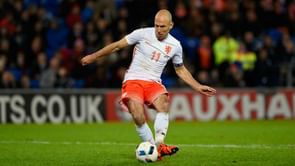 Robben pondered Netherlands retirement