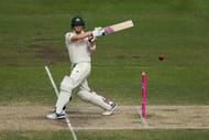 SYDNEY, AUSTRALIA - JANUARY 06: Australian captain Steve Smith bats during day four of the Third Test match between Australia and Pakistan at Sydney Cricket Ground on January 6, 2017 in Sydney, Australia. (Photo by Cameron Spencer/Getty Images)